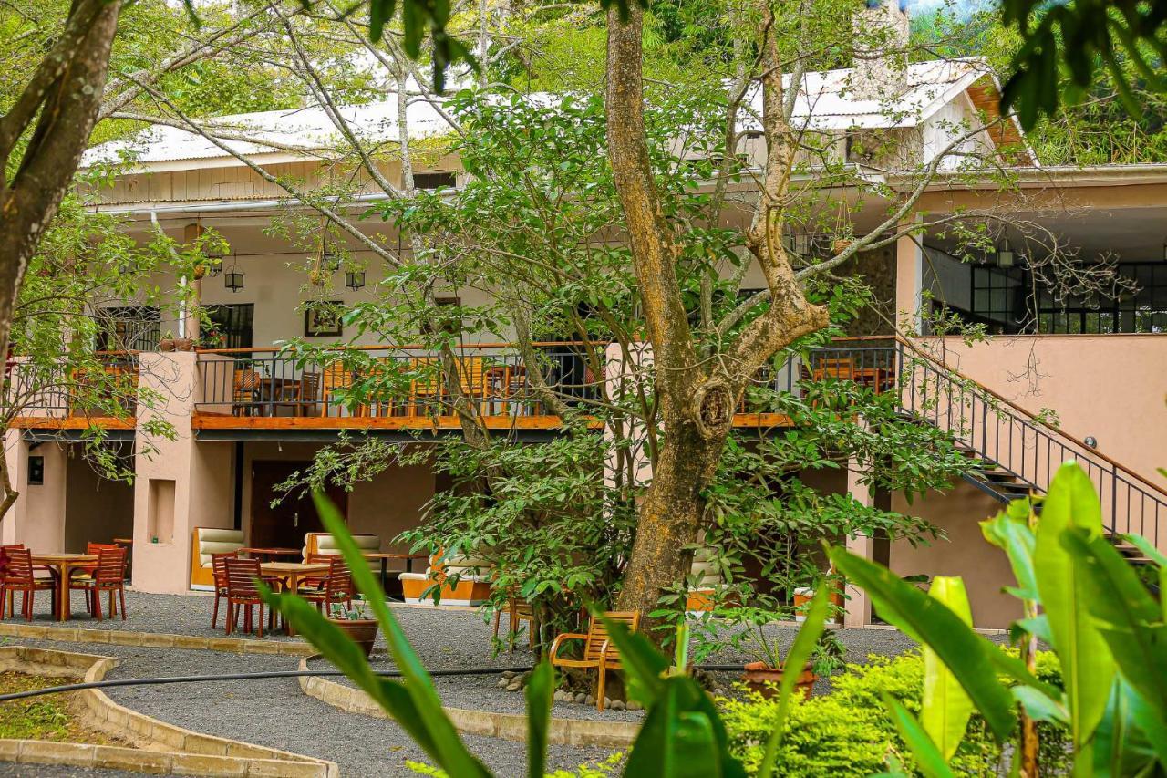 Mbugwe Lodge Arusha Exterior photo